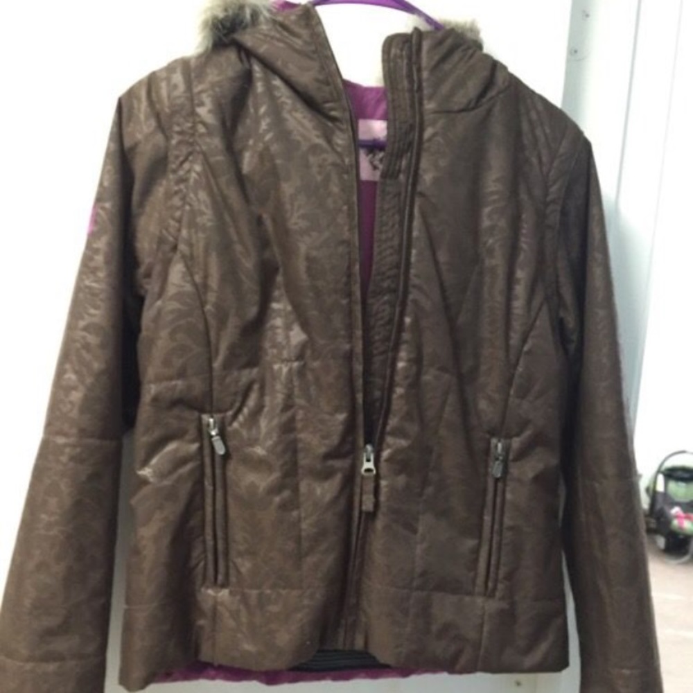 Snowboard jacket